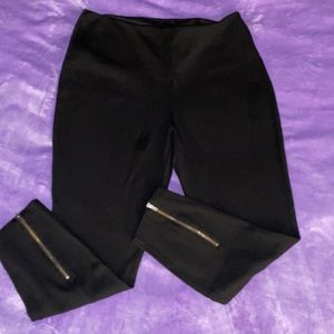 Lysse Capri Leggings with zippers